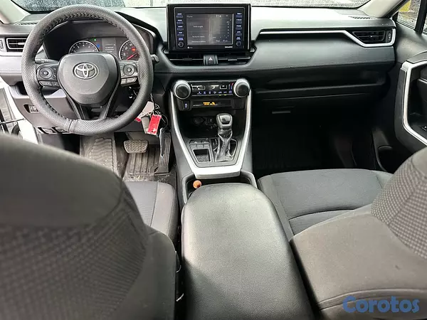 jeepetas y camionetas - Toyota Rav4 LE año 2021 recién importado  7