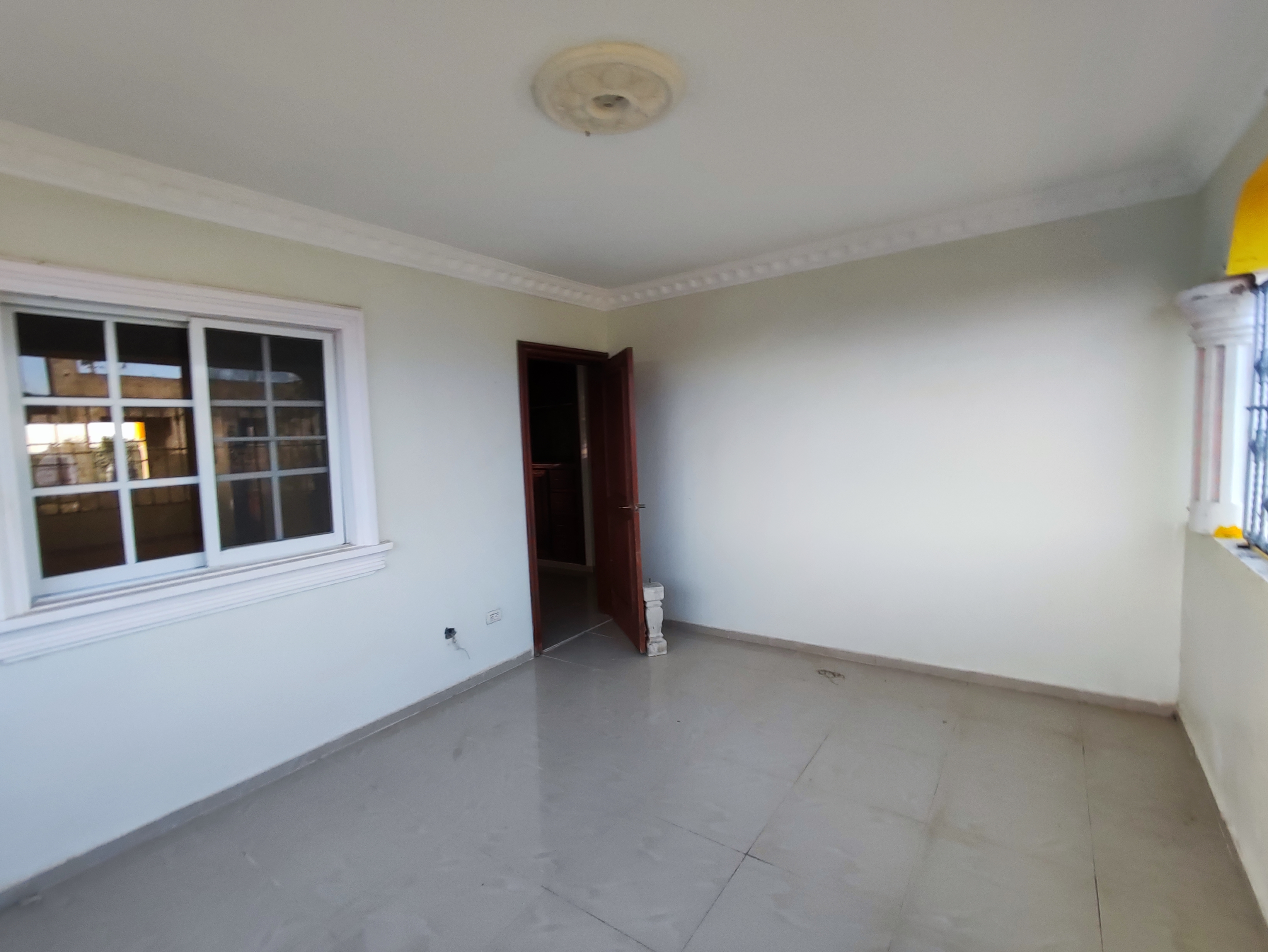 casas - SE RENTA  Casa 5 Habitaciones en Res Villa España 3