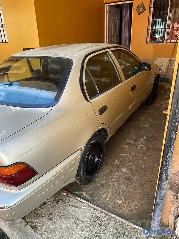 carros - Toyota corolla 1993 en buenas condiciones 3