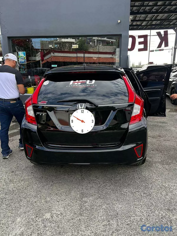 carros - Vendo Honda Fit 2016 americano 2