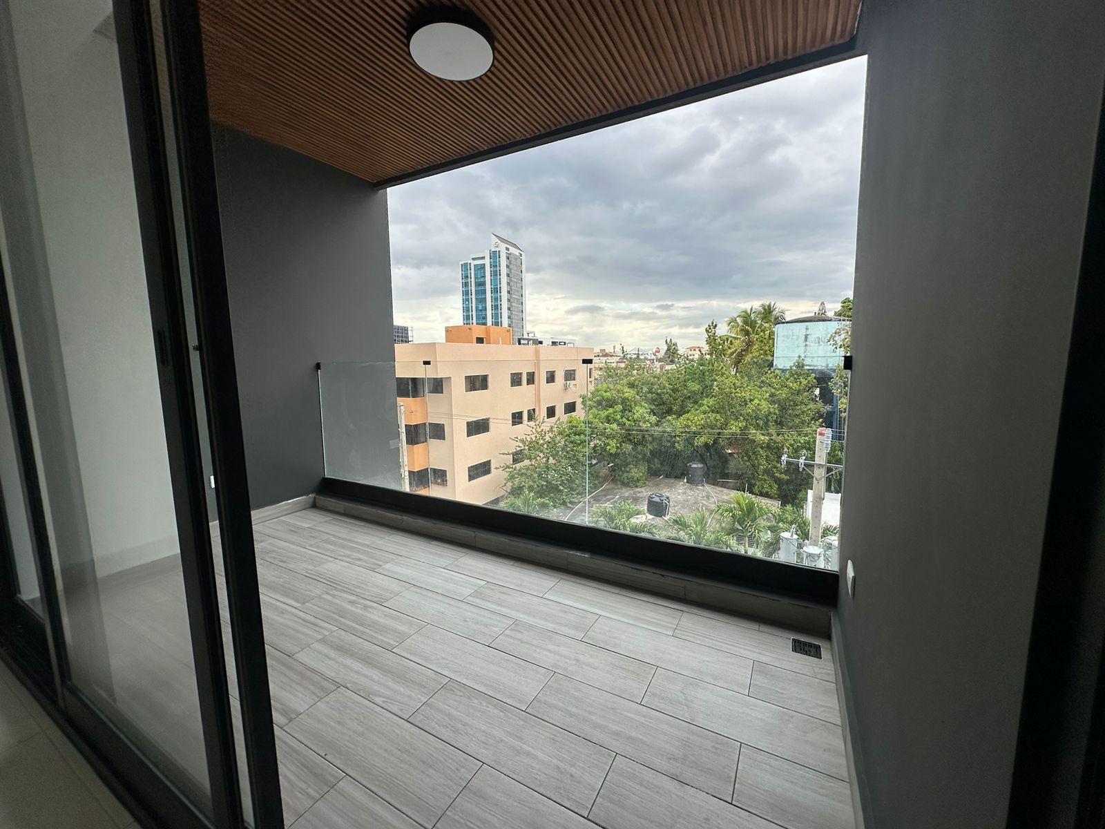 apartamentos - Alquiló nuevo Renacimiento piso 4 lí US$1,650const 1