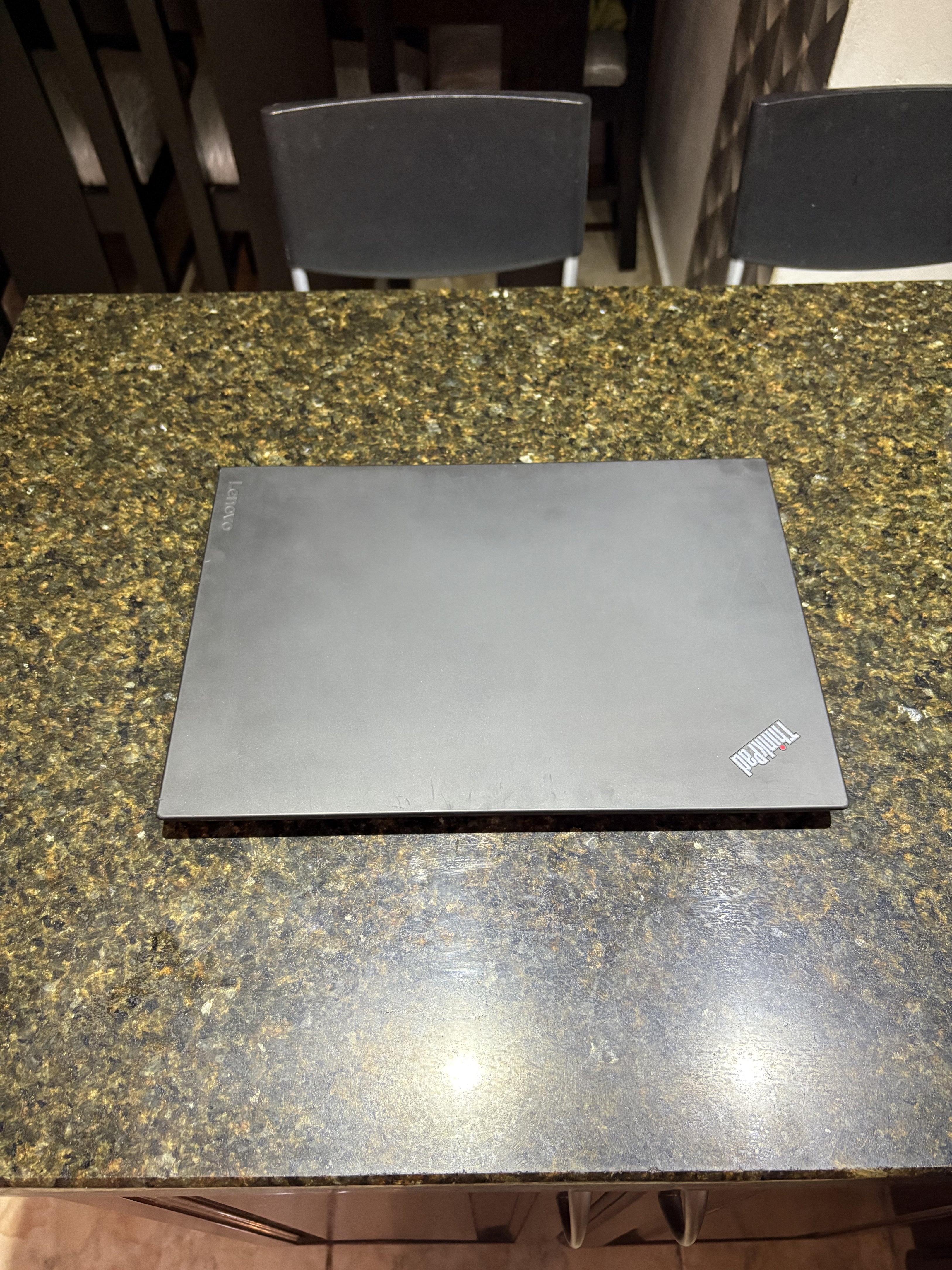 computadoras y laptops - Lenovo ThinkPad T580 Core i5 8Gb de RAM 250GB SSD 1