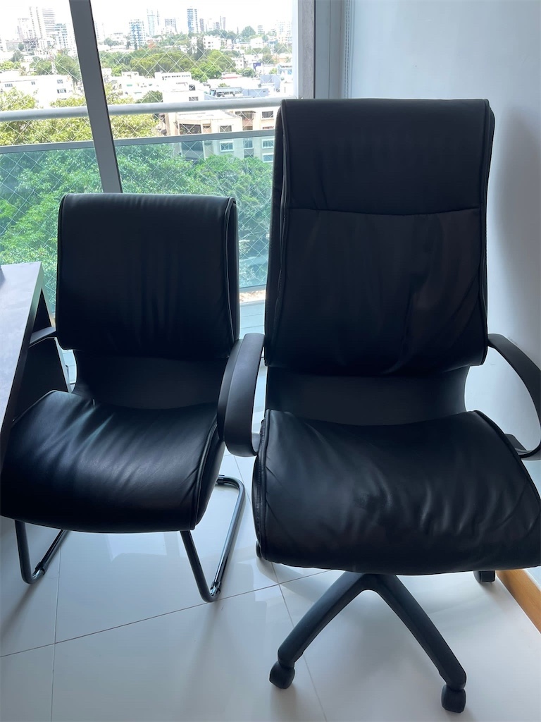 Venta de silla de oficina casi nueva