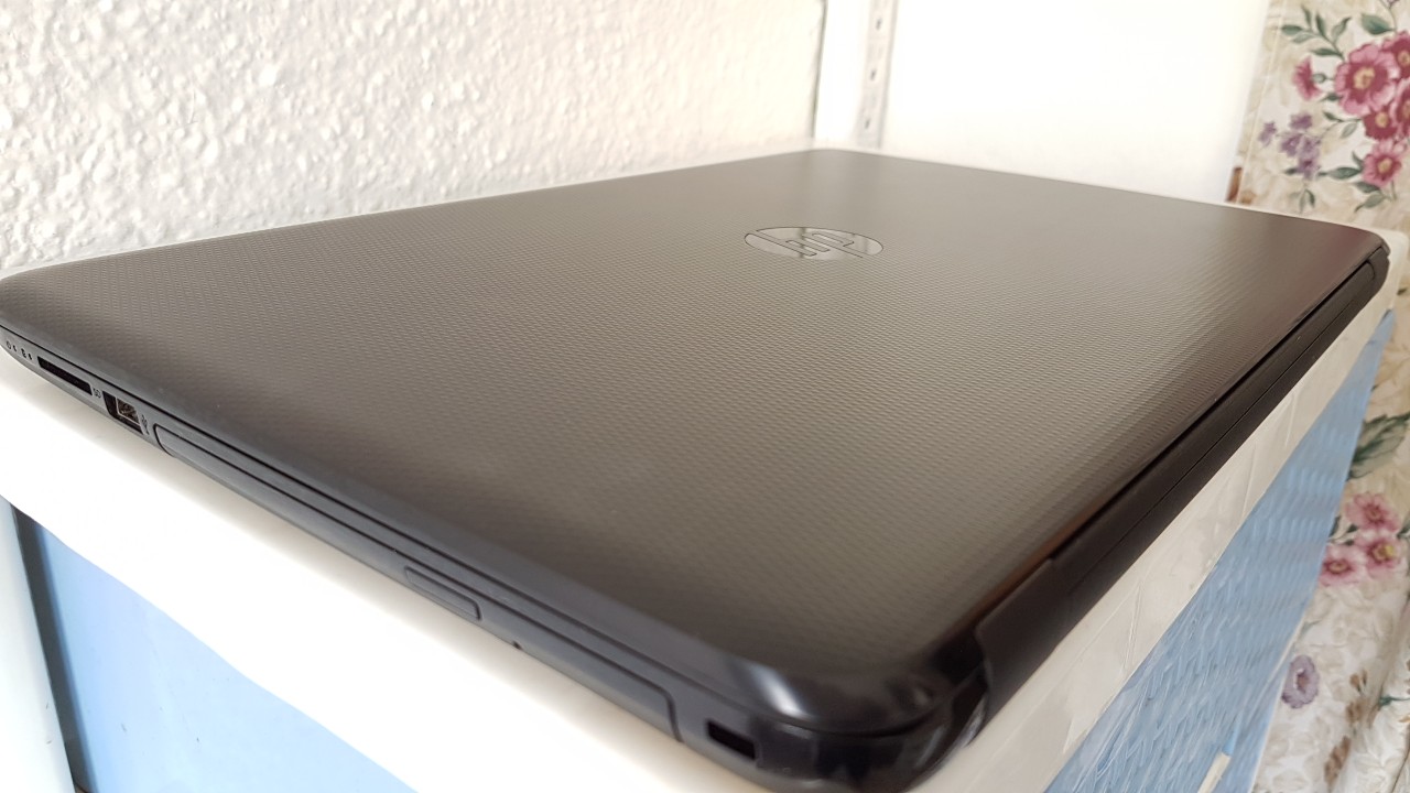 computadoras y laptops - Laptop hp 17 Pulg 7ma Gen Ram 8gb ddr4 Disco 256gb Solido hdmi 2