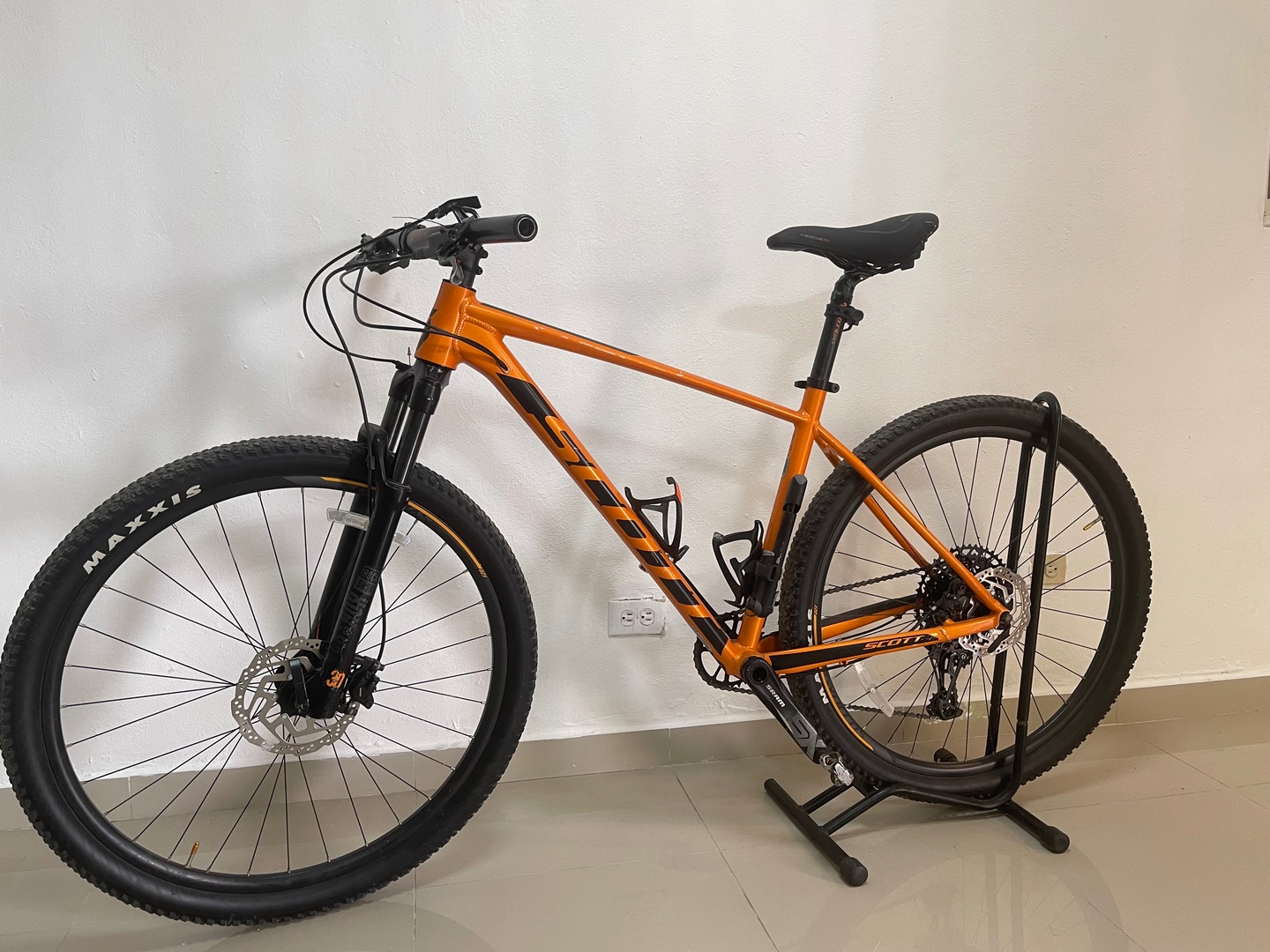 bicicletas y accesorios - Bicicleta Schott 970 color Naranja en Venta.  1