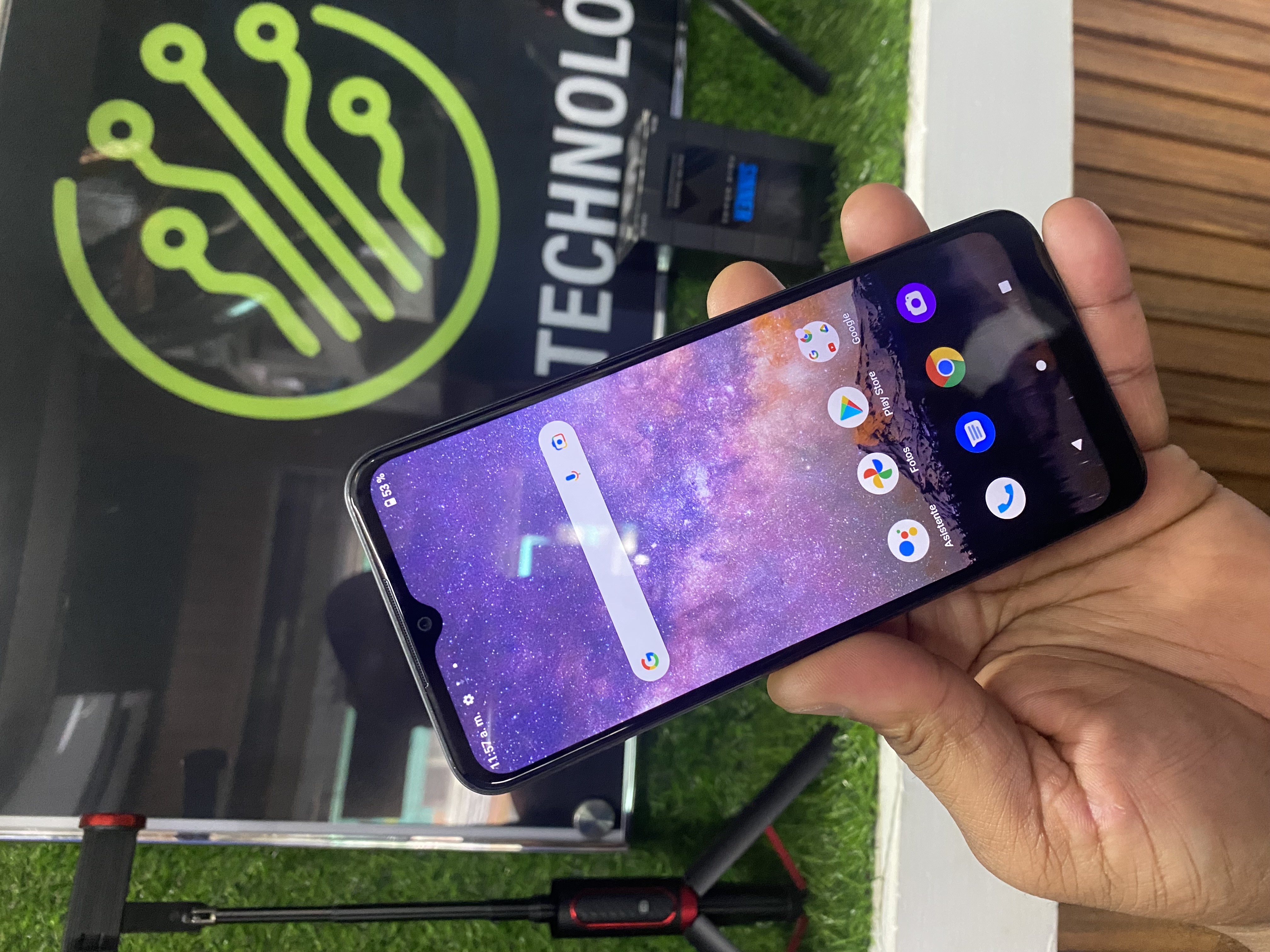 celulares y tabletas -  Wiko Voix U616AT  Unlocked   32GB  3