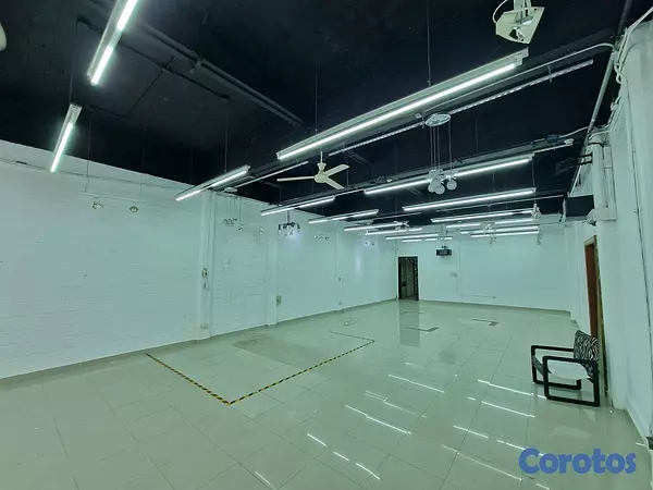 oficinas y locales comerciales - Nave Industrial San Carlos cerca la Av. Mexico  2