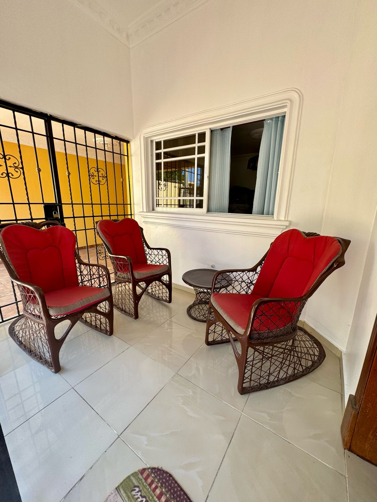 casas - casa de OPORTUNIDAD en STO DGO Este con 212.76 mts 2