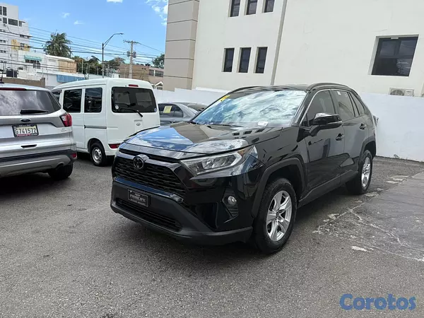 jeepetas y camionetas - Toyota Rav4 XLE 2021 2