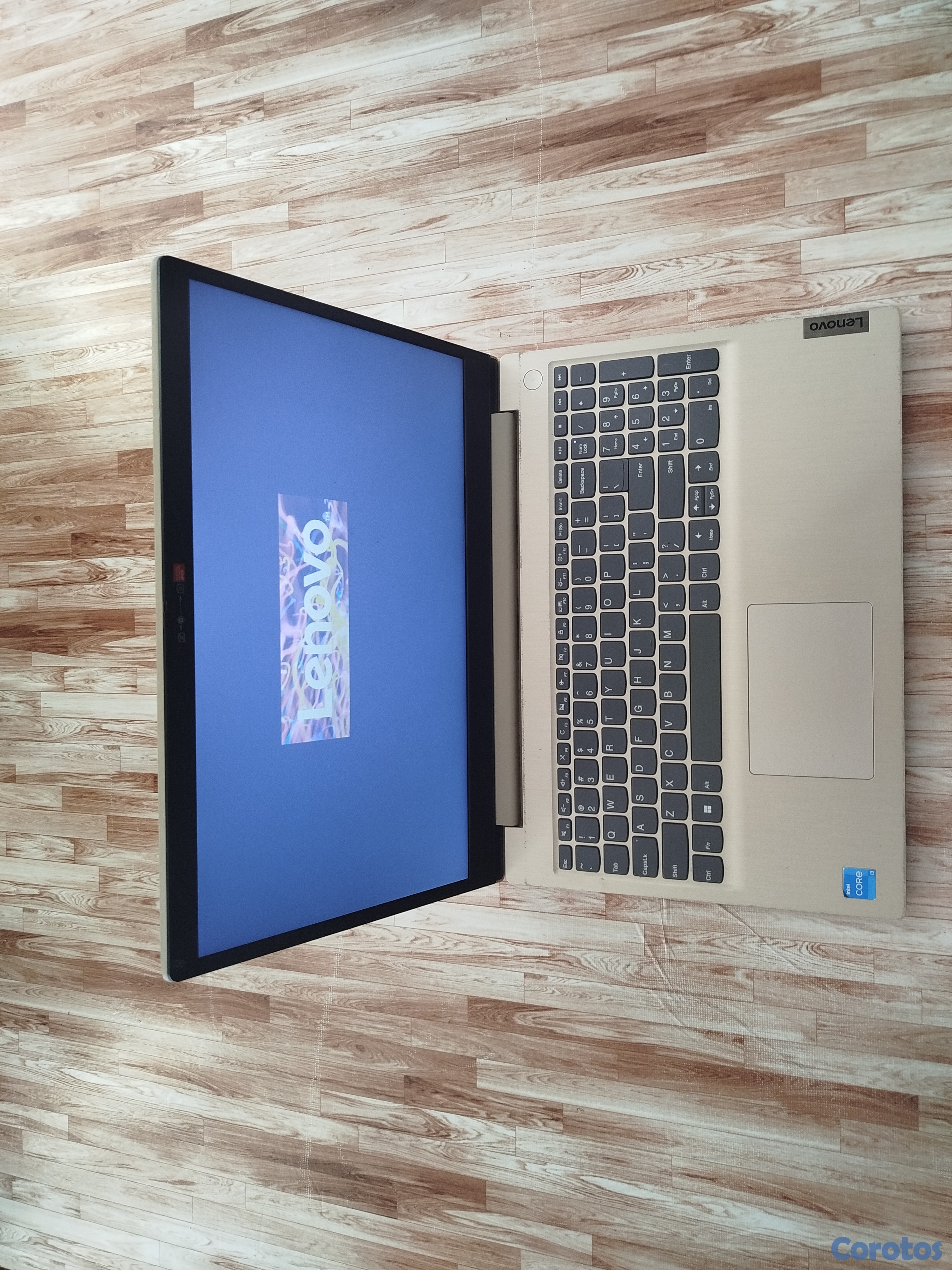 computadoras y laptops - Lenovo IDEAPAD 3  i3 de 11va 15.6" 256 SSD 8RAM  1