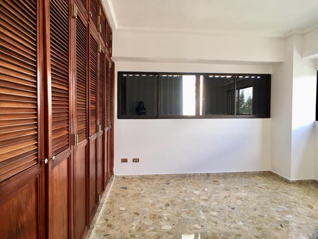 apartamentos - Majestuoso apartamento en la anacaona en alquiler 6