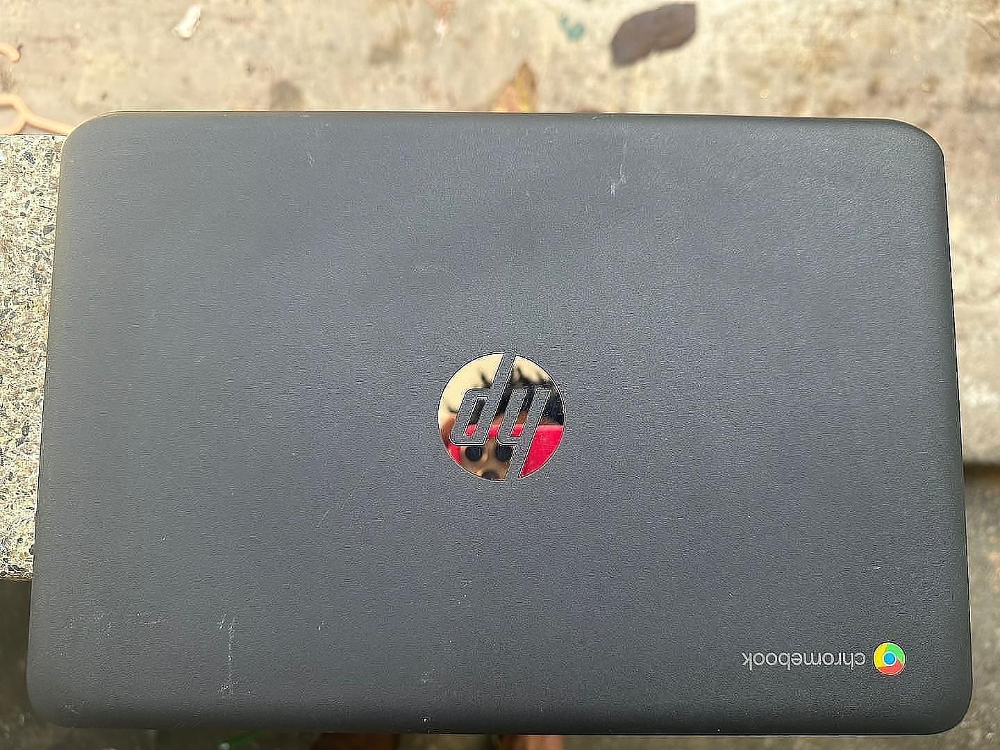 computadoras y laptops - HP Chromebook 11a-nb0013dx en excelente estado - $5,000 1