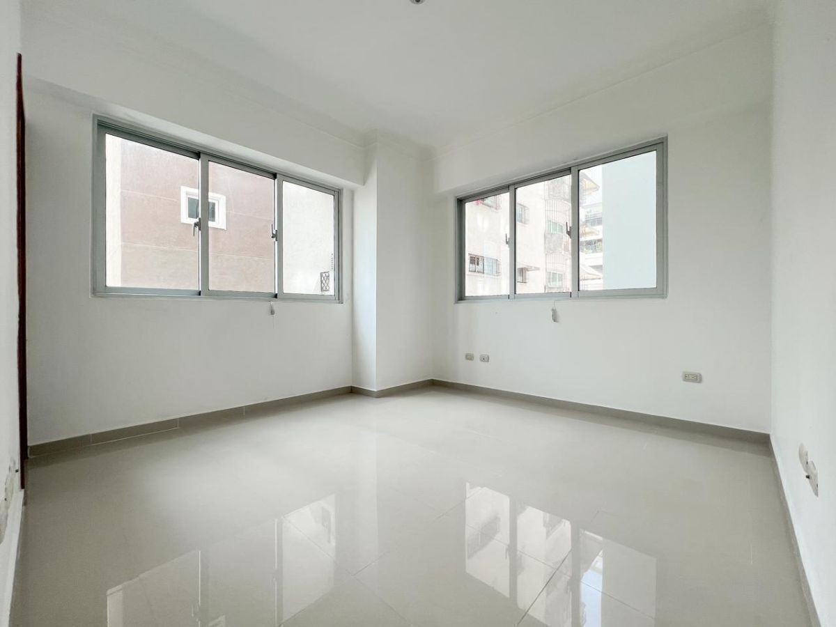 apartamentos - 🔵 Alquilo apartamento 3er piso en Piantini 
 1