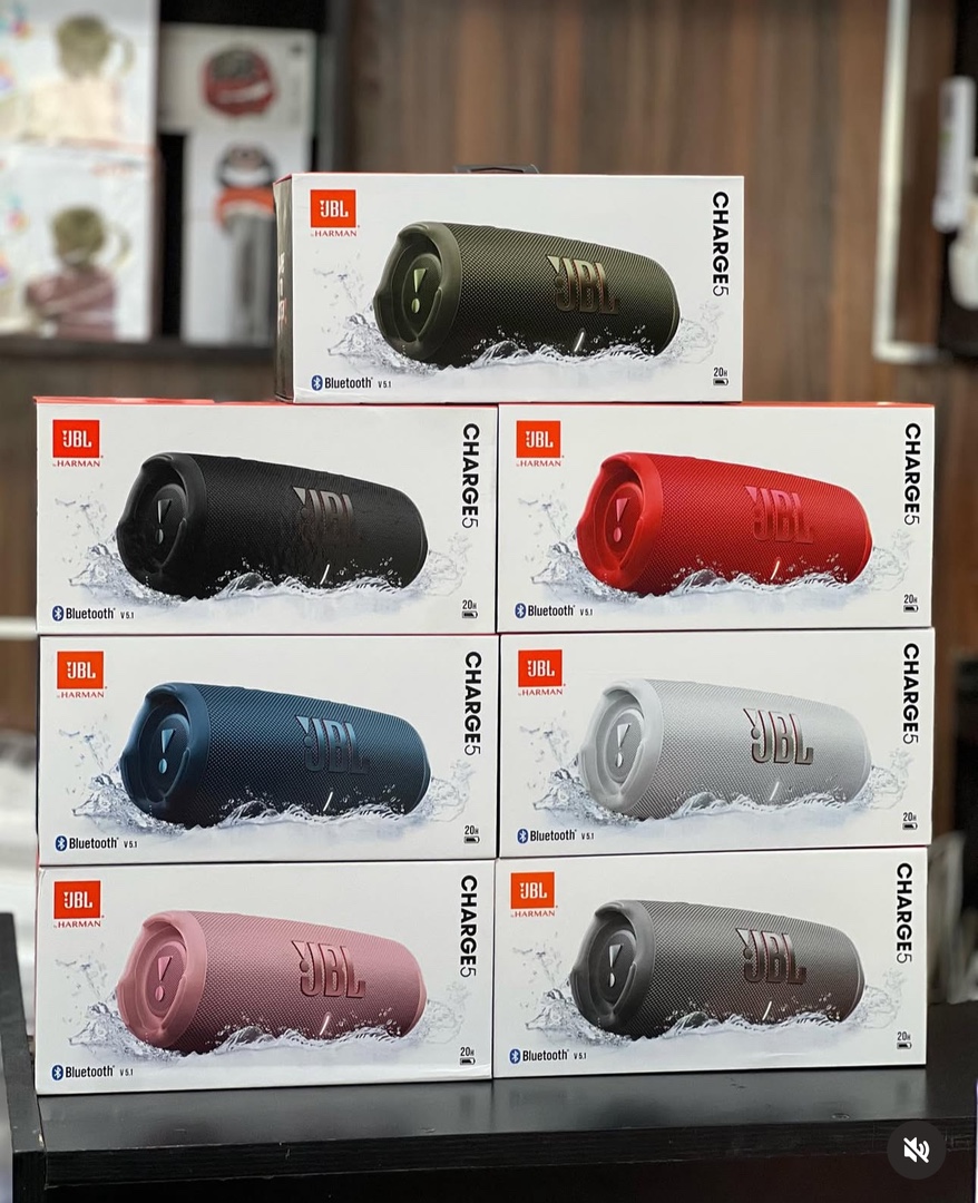 camaras y audio - Bocina Bluetooth JBL CHARGE5 Nuevas Selladas  1