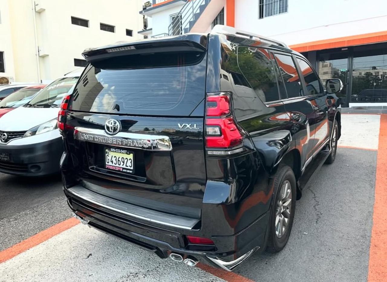 jeepetas y camionetas - Toyota Land Cruiser Prado VXL 2019 4