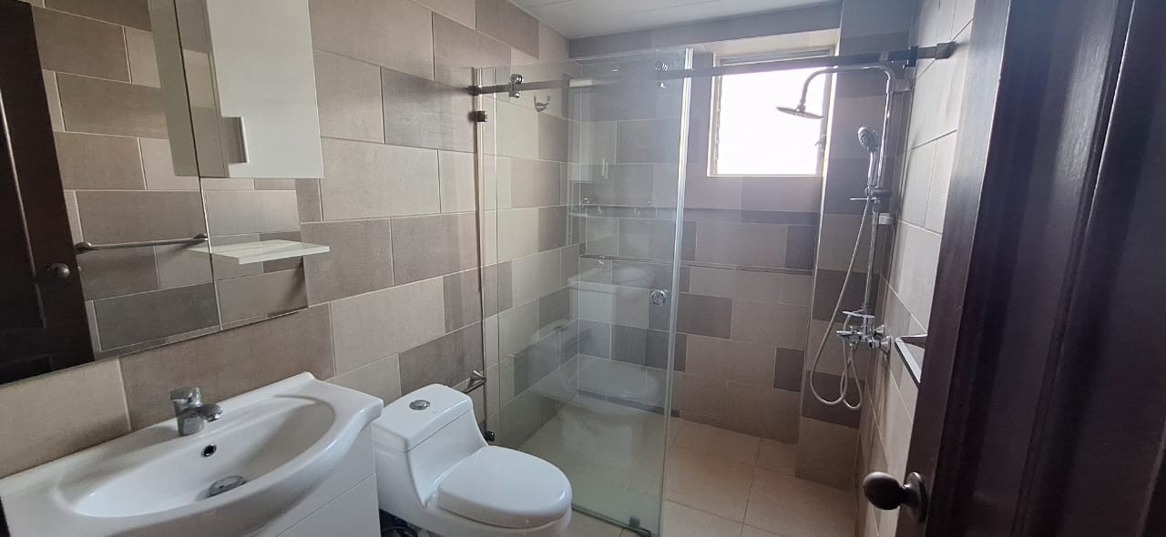 apartamentos - Apartamento Quinto Nivel en Los Cacicazgos, Distrito Nacional (G.M) 4