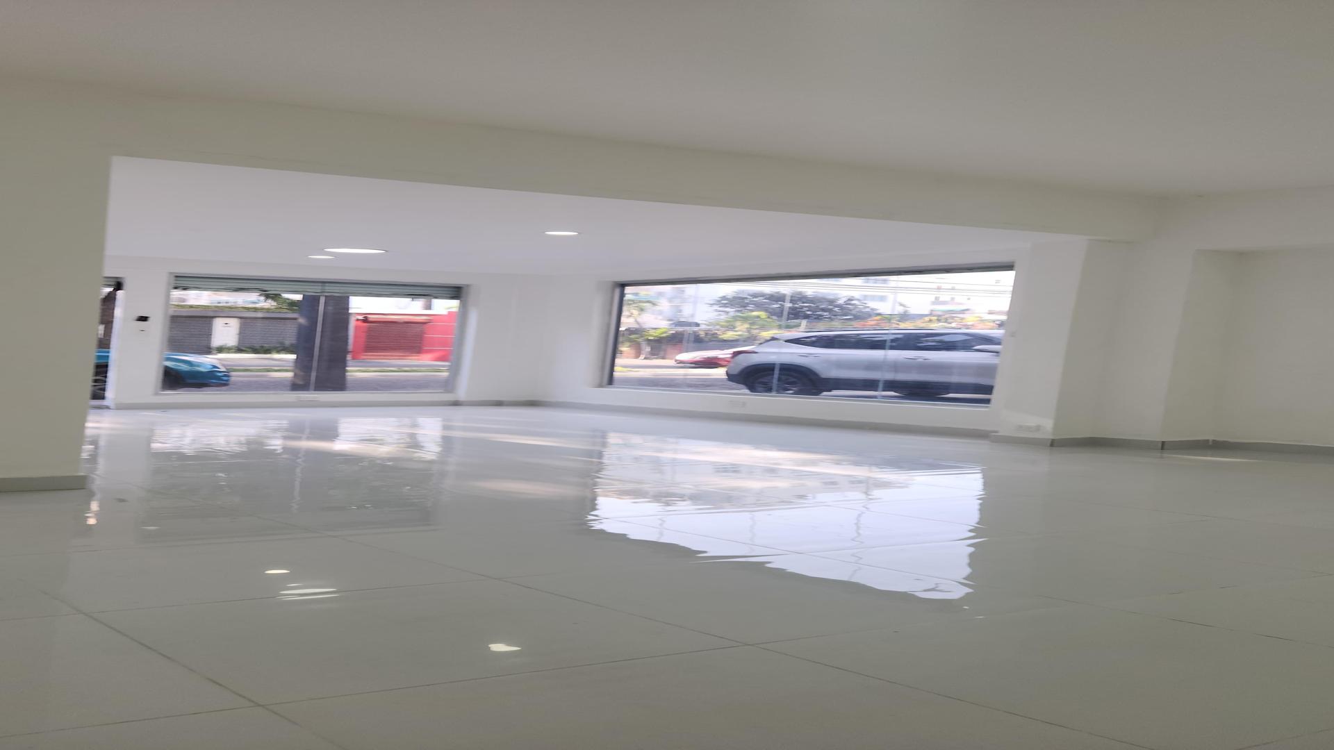 oficinas y locales comerciales - Mirador Norte 90mts Local alquiler