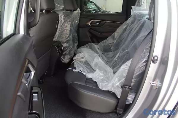 jeepetas y camionetas - Isuzu DMAX 8