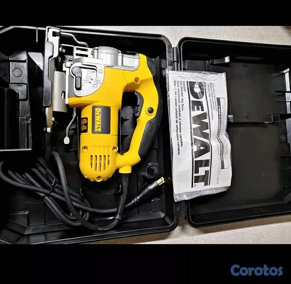 equipos profesionales - DeWALT caladora 2