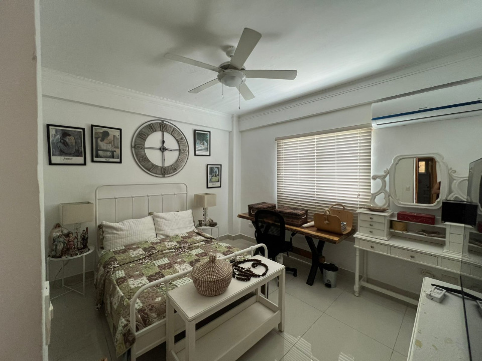 apartamentos - Apartamento en Venta en Urbanización Fernández 3H, 2B,2P, 5to piso con ascensor  1