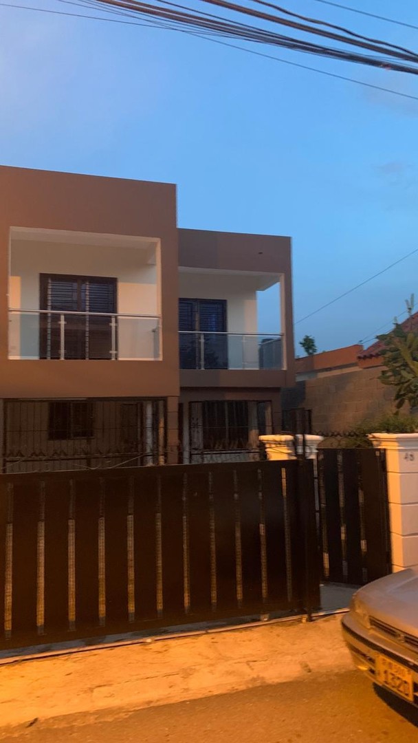 casas - SE RENTA CASA EN RESIDENCIAL PALMAS DEL VALLE.