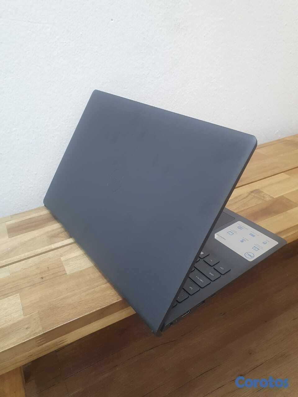 computadoras y laptops - Laptop Dell Inspiron 15, AMD Ryzen 7 7730U, 16GB R 4