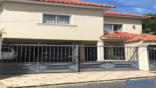 casas - Venta de casa en Arroyo Hondo con piscina 3