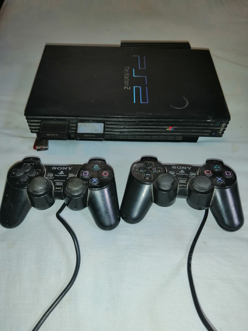 consolas y videojuegos - vendo PlayStation 