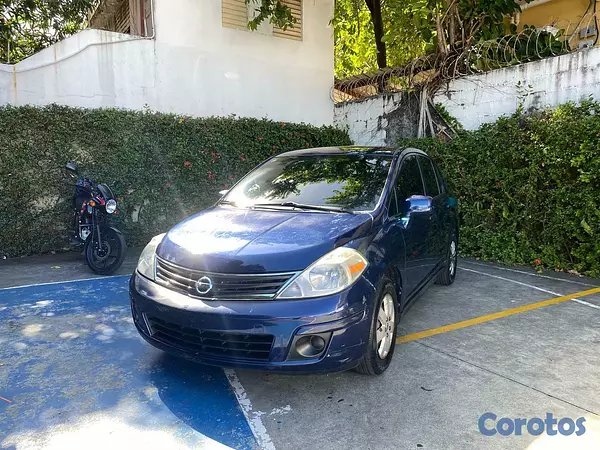 carros - Nissan Versa SV 2011 negociable 8