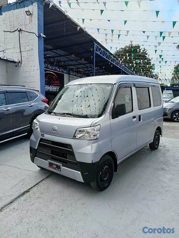 jeepetas y camionetas - DAIHATSU HIJET  2