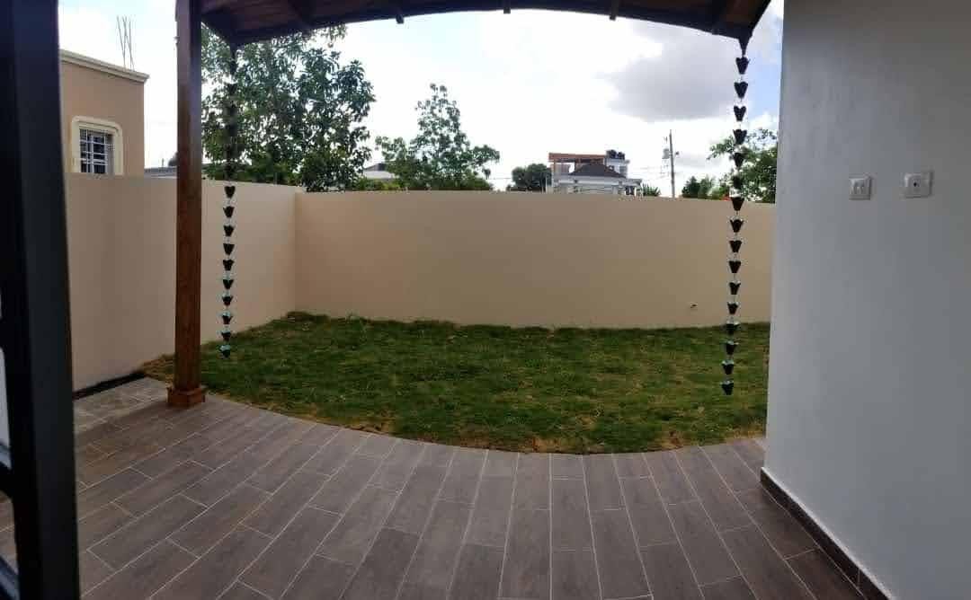 casas - CASA EN RENTA EN RESIDENCIAL PALMAS DEL VALLE 4
