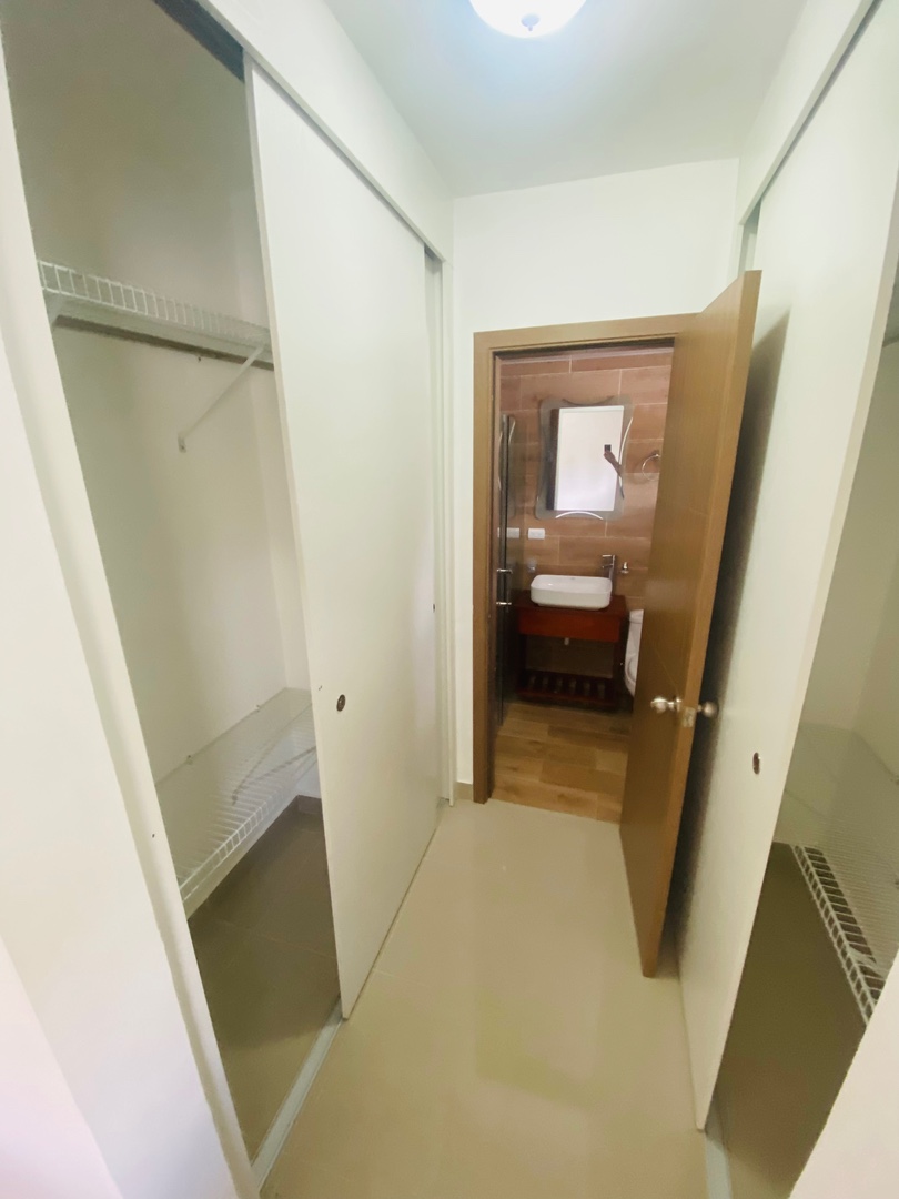 apartamentos - APARTAMENTO EN RENTA EN SANTIAGO DE LOS CABALLEROS EN LA AVENIDA HISPANOAMERICAN 6