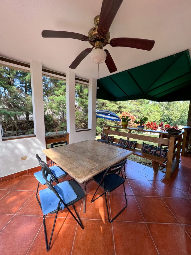 casas vacacionales y villas - Preciosa Villa Chalet en Venta, Jarabacoa  2