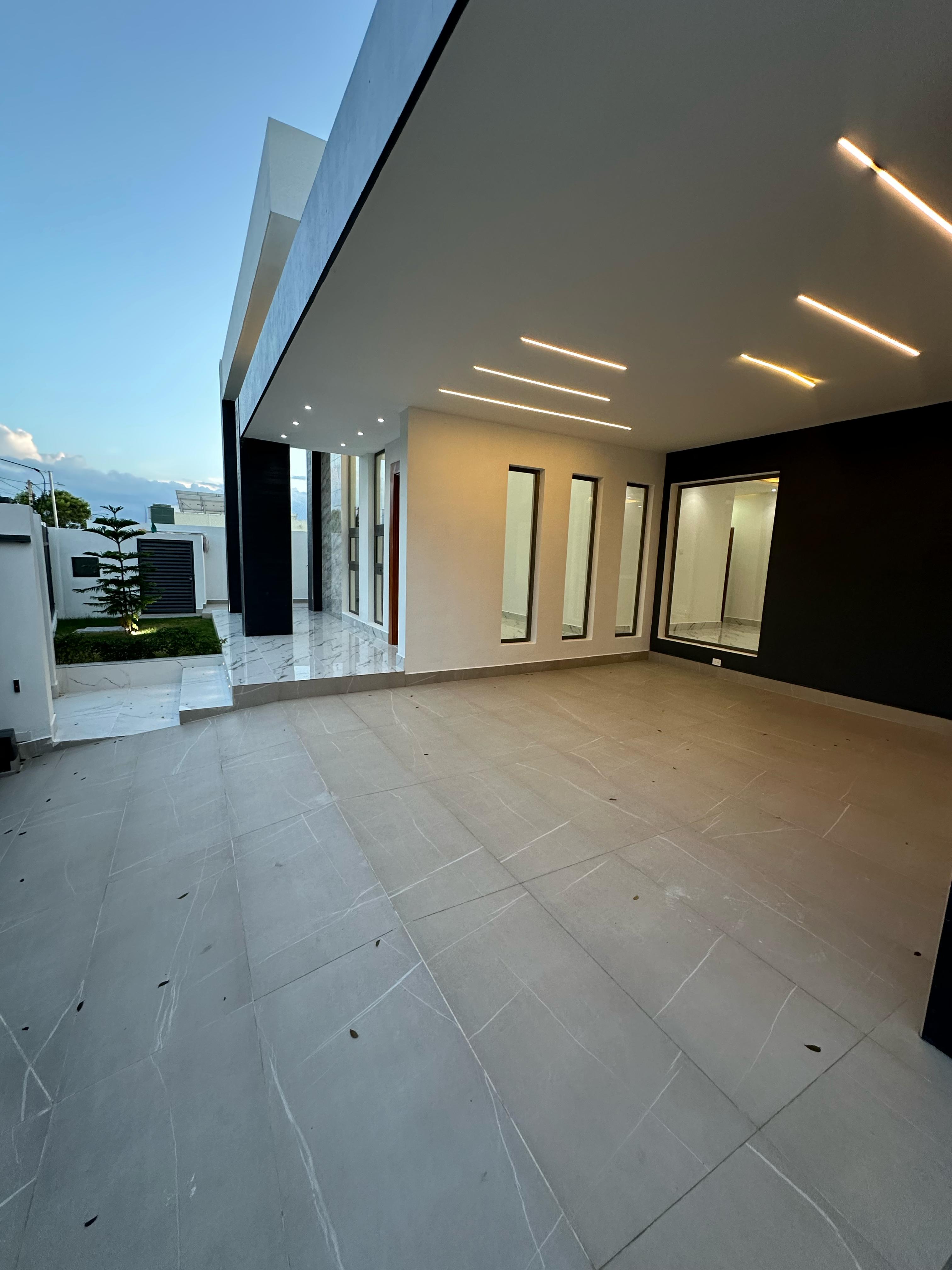 casas - Casa de Venta ubicada en Gurabo 1