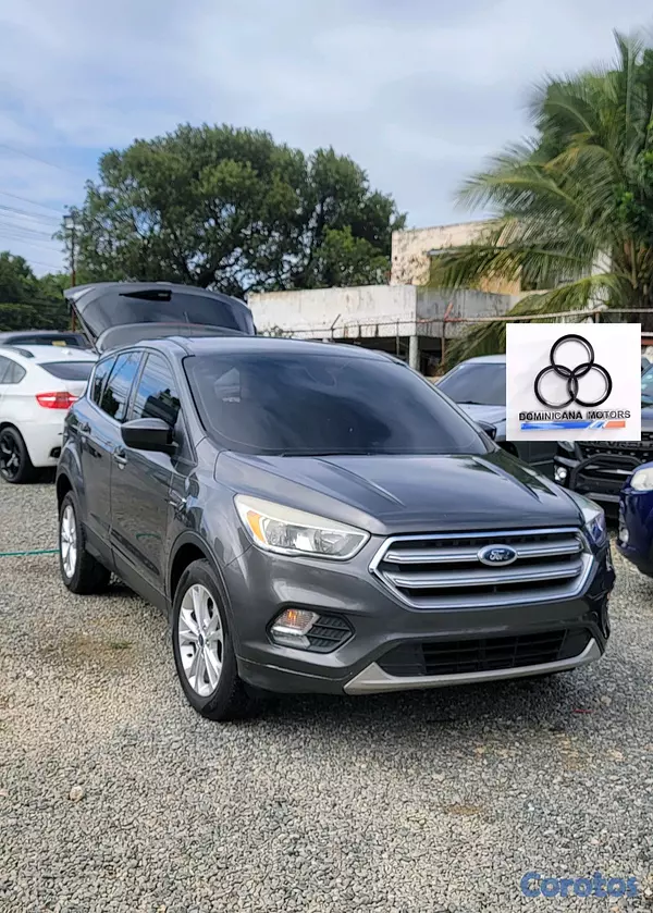 jeepetas y camionetas - FORD ESCAPE  2017 3