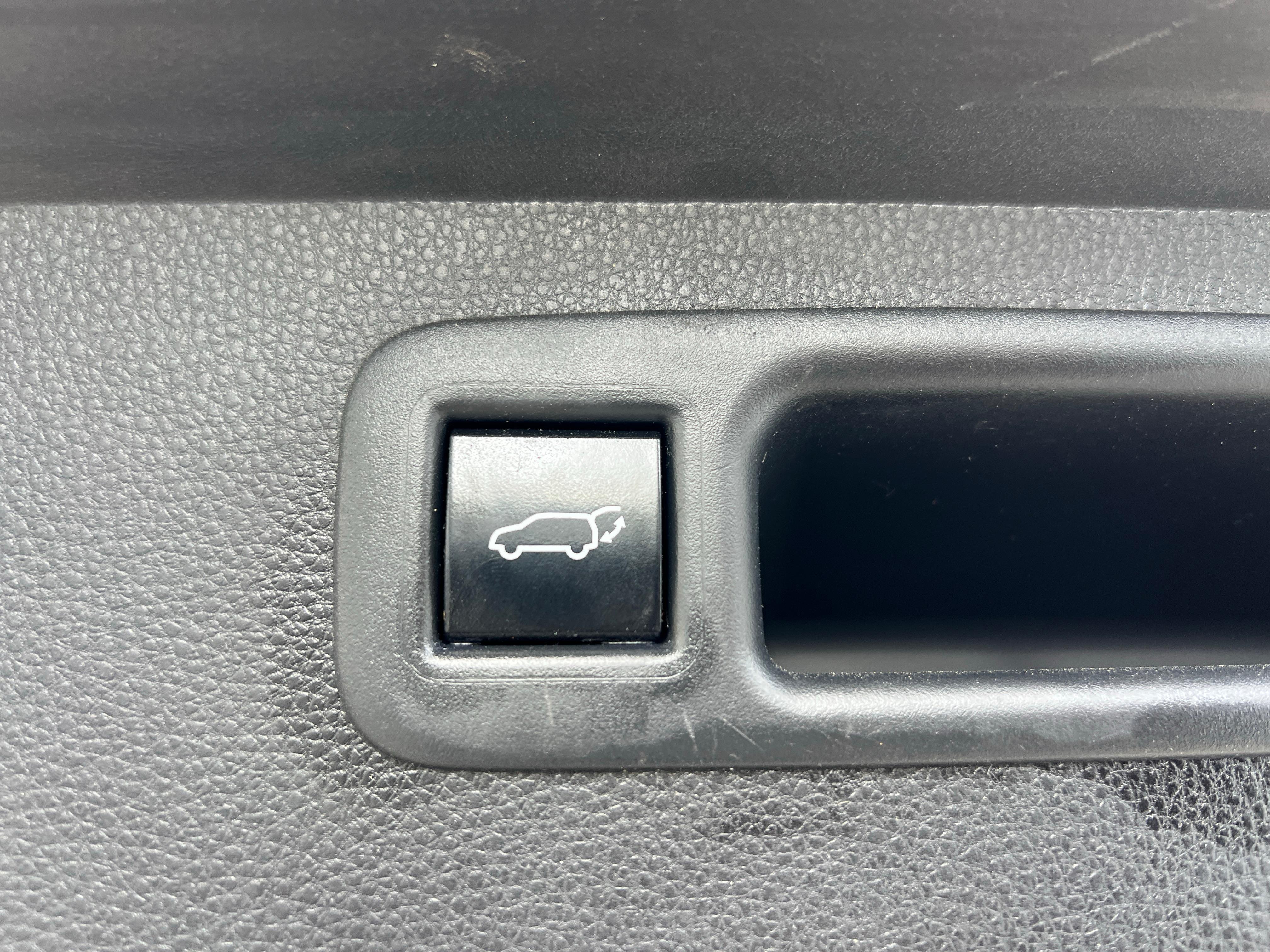 jeepetas y camionetas - TOYOTA HIGHLANDER LIMITED 2020 8