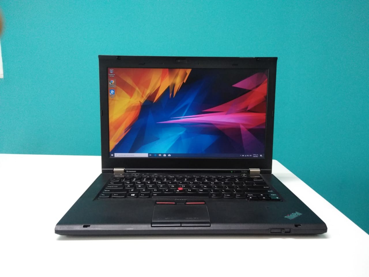 computadoras y laptops - Laptop LENOVO ThinkPad T430s Core i5 VGA 250GB4GB RAM 3era Generacion 14 Pulgad