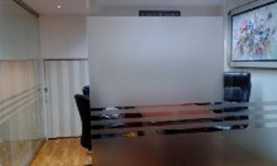 oficinas y locales comerciales - LOCAL COMERCIAL UBICADO EN PLAZA CENTRAL PIANTINI, PRIMER PISO 149.45M2 + 100M2  5