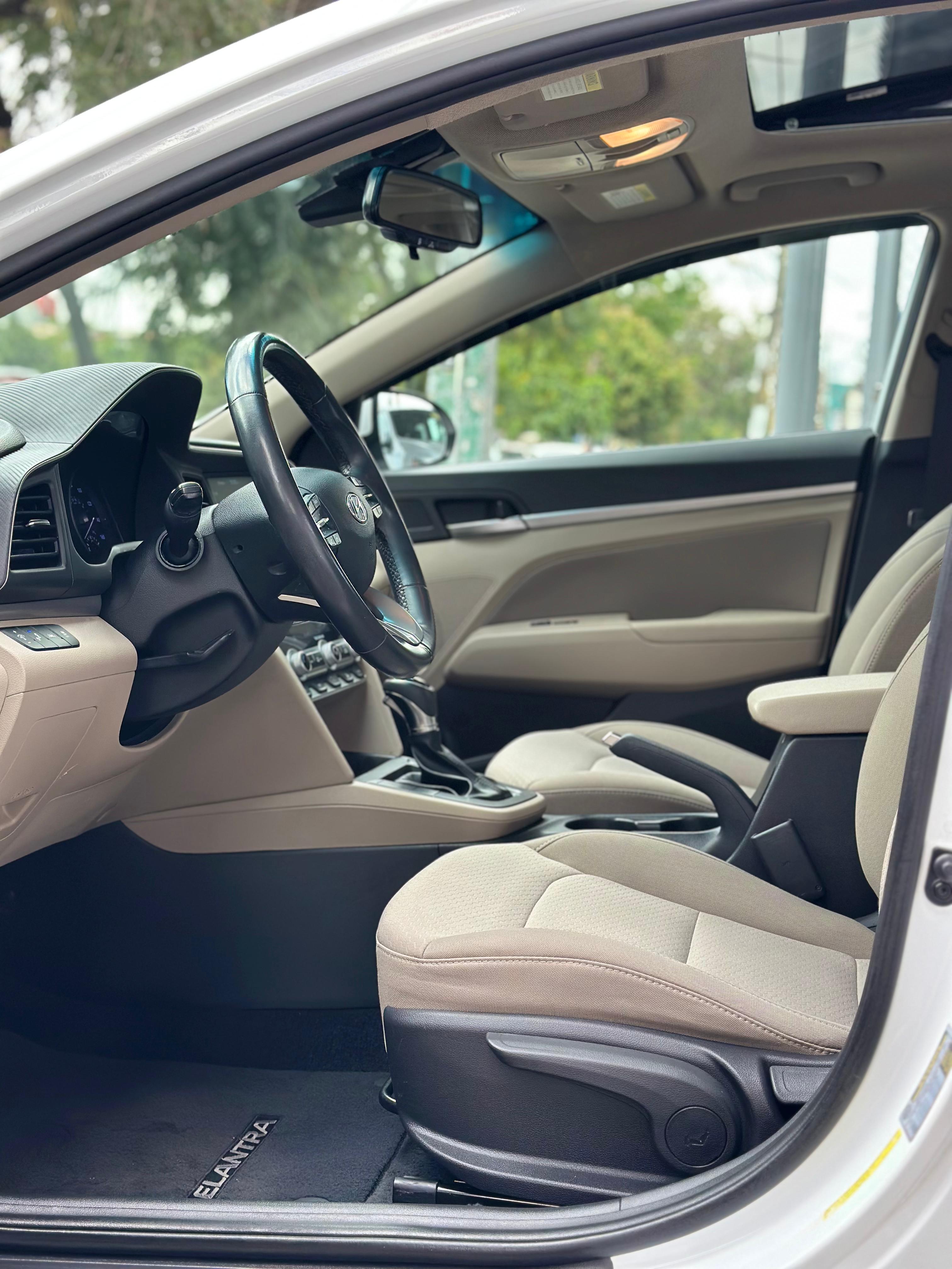 carros - 2019 HYUNDAI ELANTRA VALUE CLEAN CARFAX 4