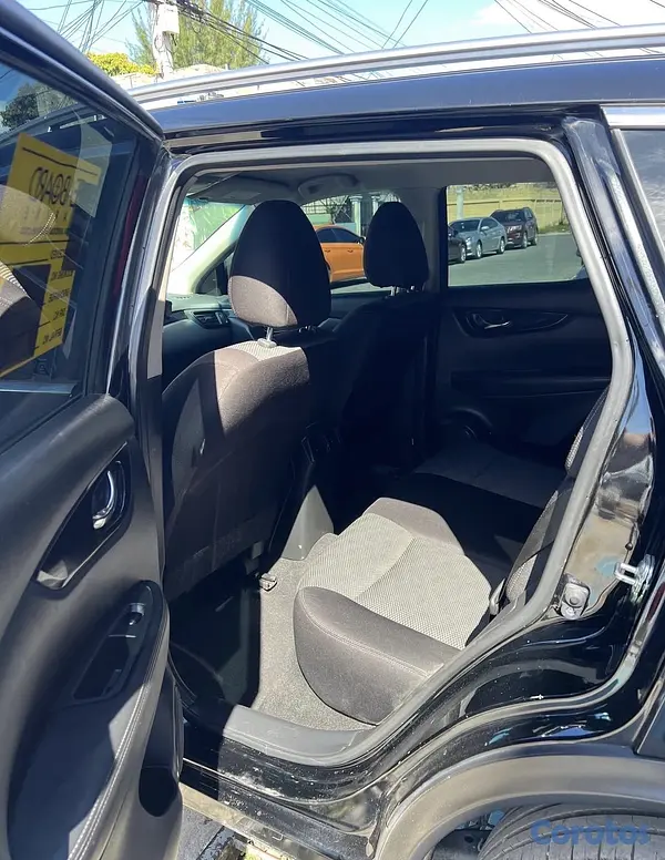jeepetas y camionetas - Nissan Rogue Sport 2020 6