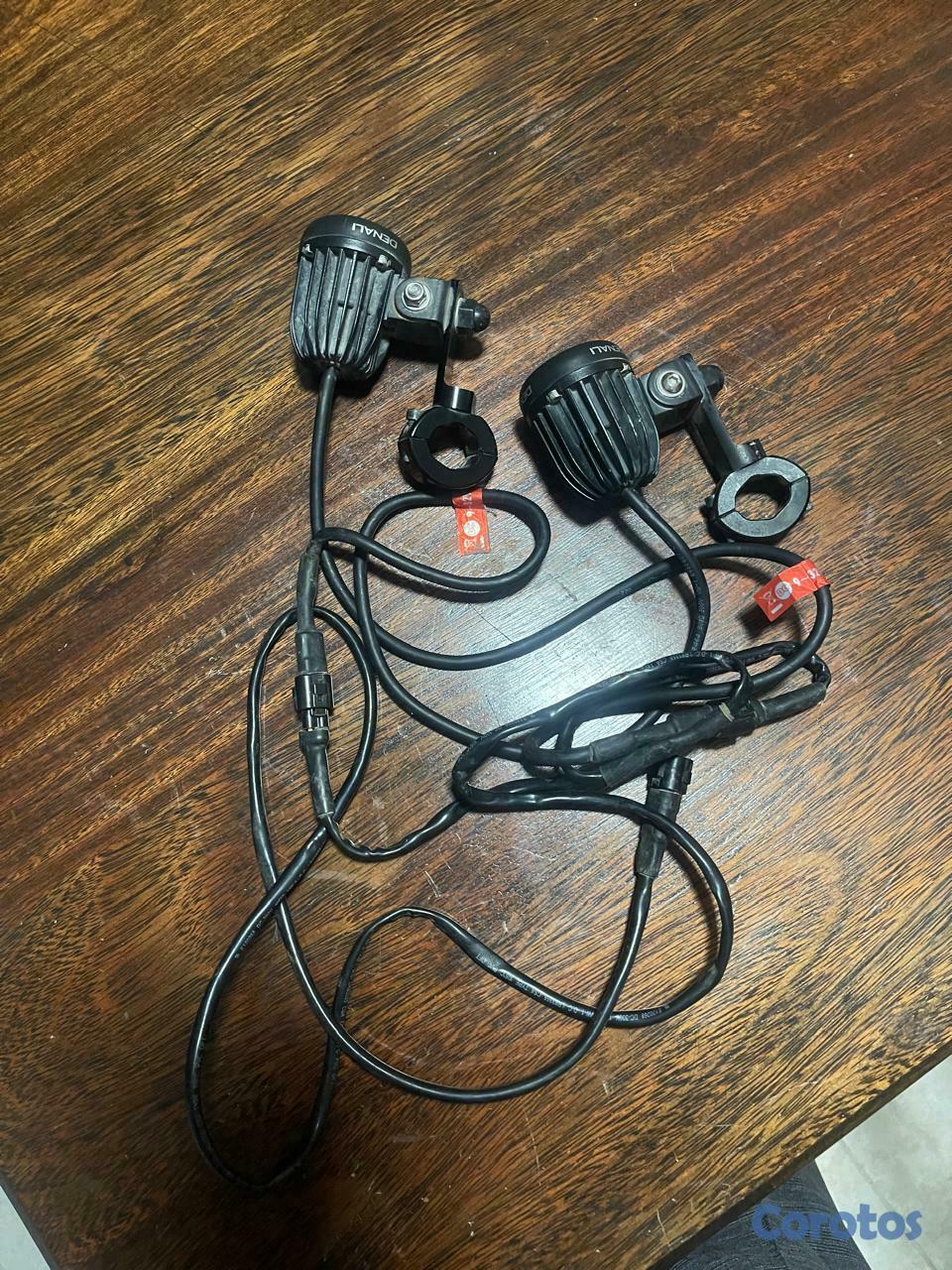 accesorios para electronica - Juego de 4 luces Led DENALI con ramal y bases 5