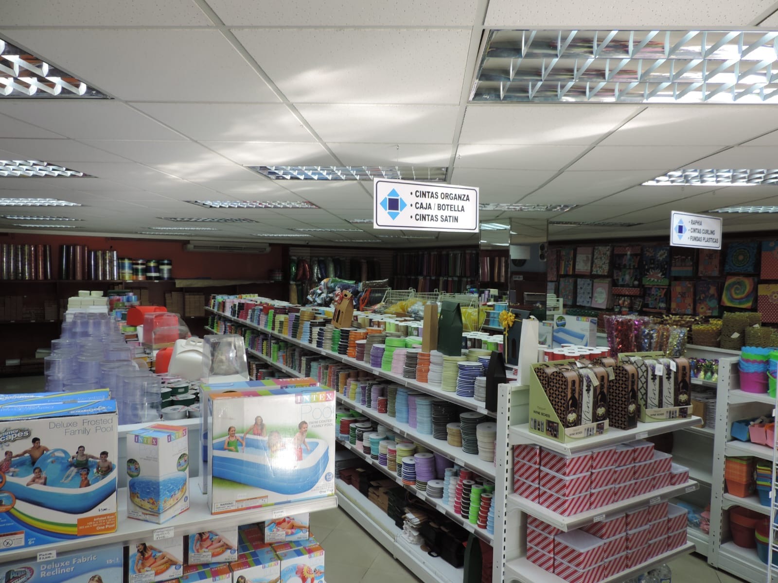oficinas y locales comerciales - En venta edificio en la zona universitaria sto dgo 1