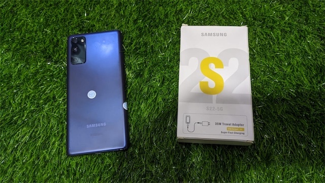 celulares y tabletas - samsung s20 FE  4
