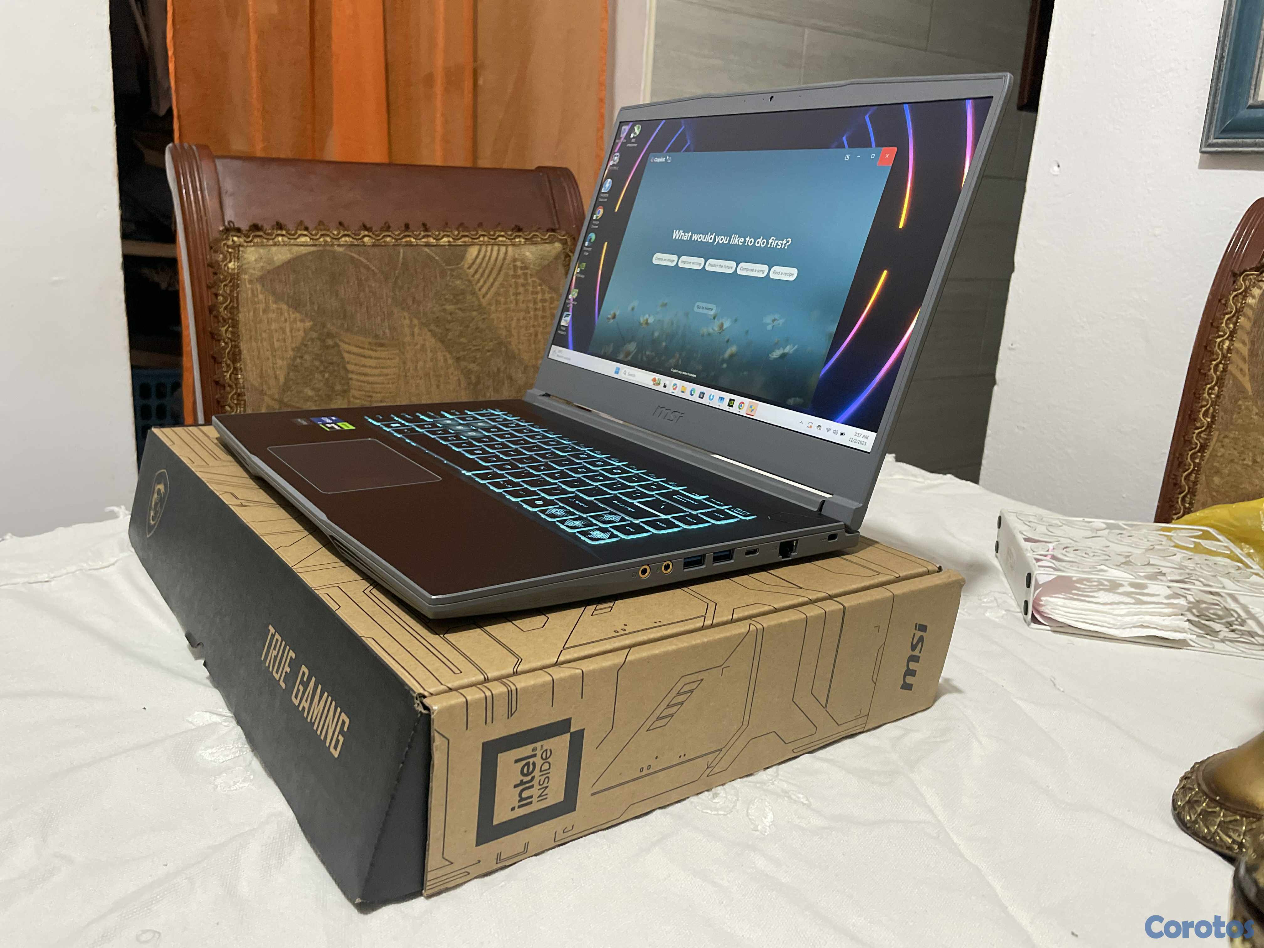 computadoras y laptops - Venta de laptop MSI Thin 15 B13VE- 51 4