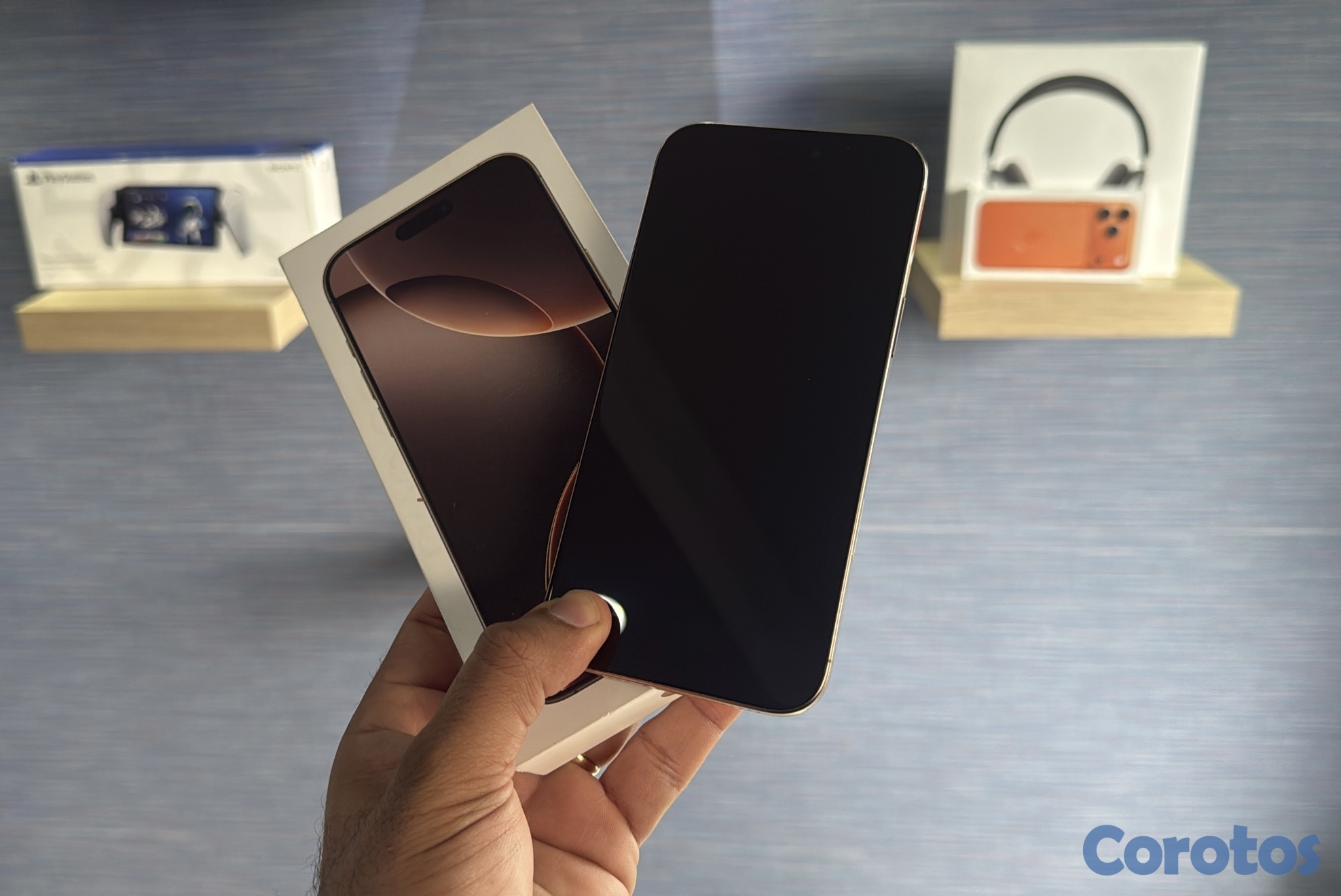 celulares y tabletas - iPhone 16 Pro Max 256GB Desblo Altice RD$ 54,500 N 2