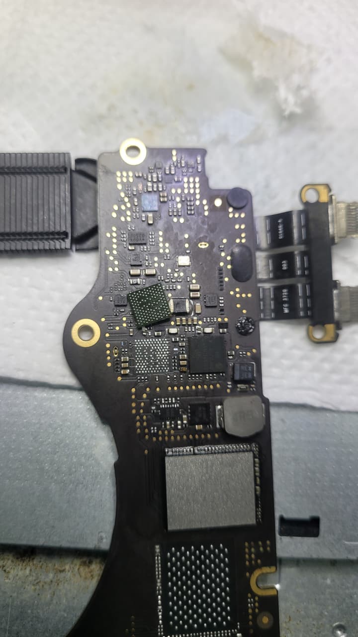 computadoras y laptops - repara tu Macbook,Laptops, 
ipad, iphones,consola de video,tarjeta de video  15