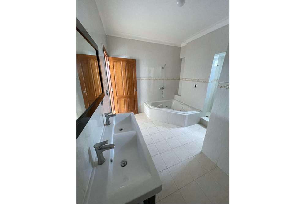 penthouses - 🛑Venta de Penthouses en Naco 3hab+3baños+4par 3