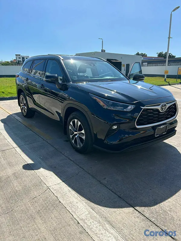 jeepetas y camionetas - Vendo Toyota Highlander xle 2022, recién importada. 2