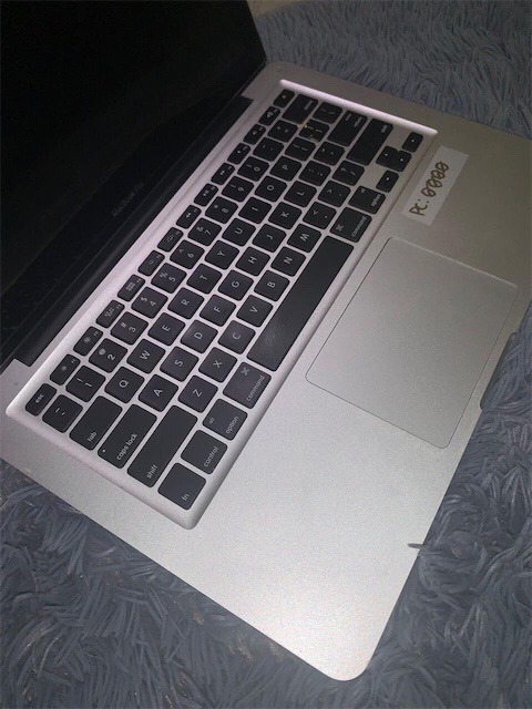 computadoras y laptops - MacBook 4