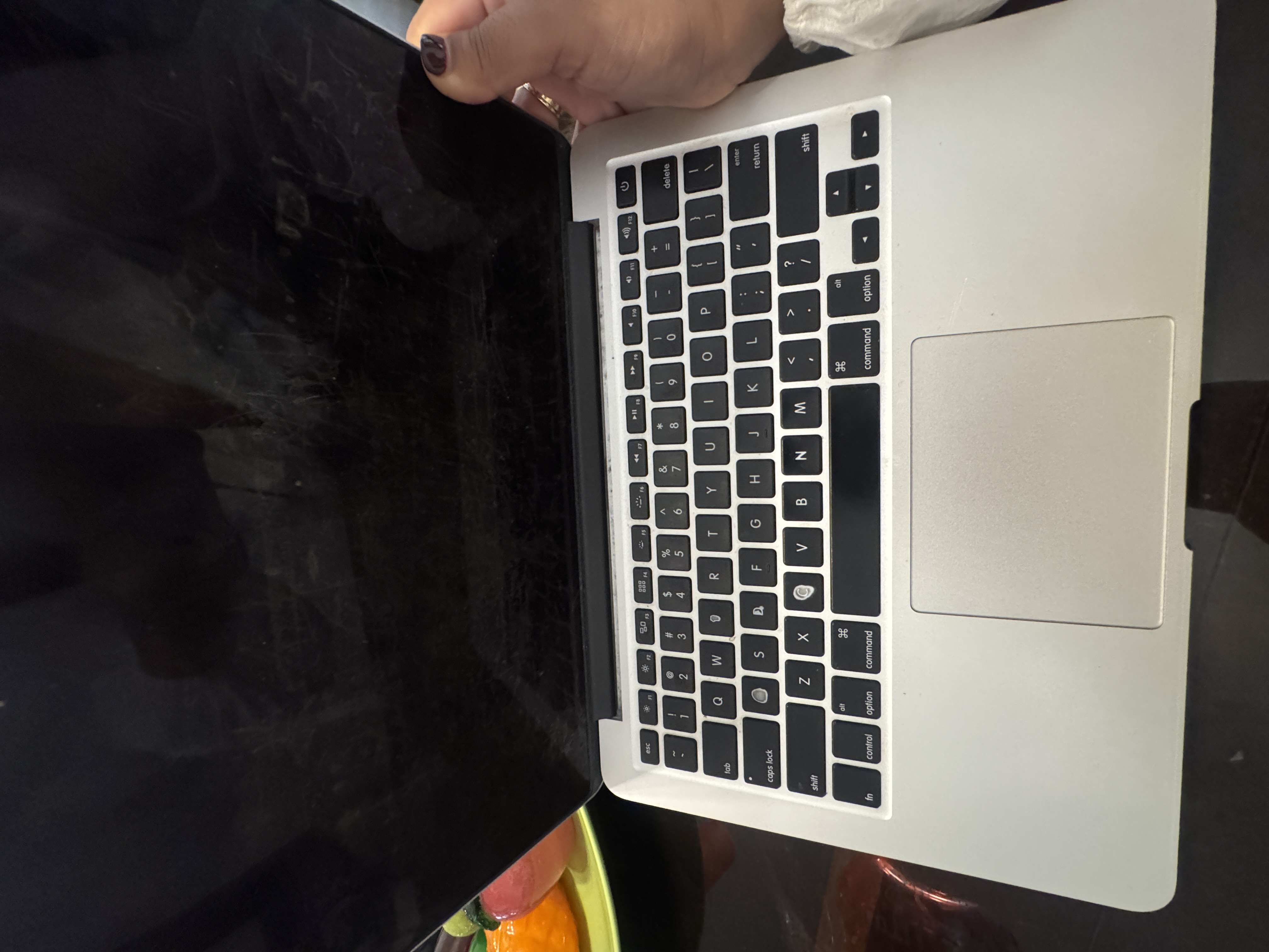 computadoras y laptops - Macbook pro - 2015 usada 1